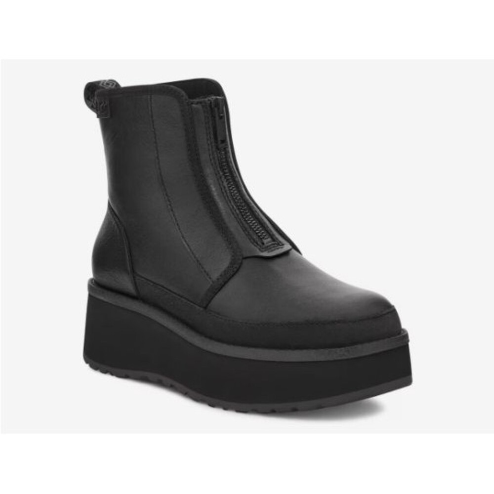 NWB UGG Women's Cityfunc Zip Boot, Black leather, Size 9.5
